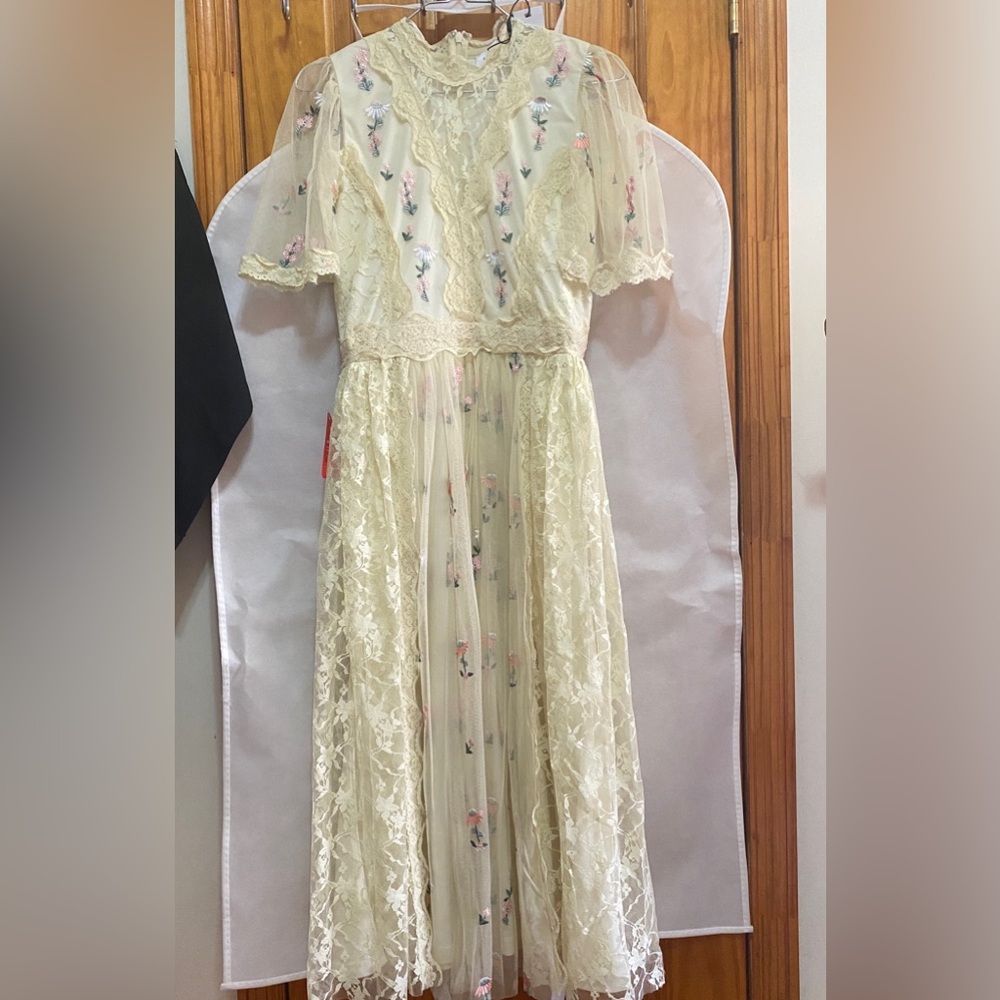 NEW frock&frill maxi lace floral print dress, cream/yellow